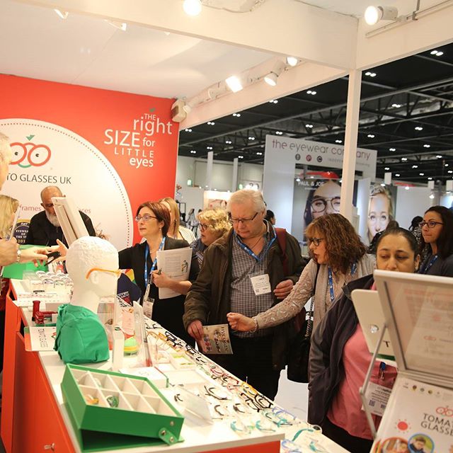 #tomatoglasses kiosk in #100optical

Feb 4~6 2017

#eyeglasses #eyewear #kidsframes #babyframes #kidsframe #babyglasses #kidsglasses