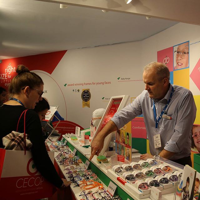 #tomatoglasses kiosk in #100optical

Feb 4~6 2017

#eyeglasses#eyewear #kidsframes #babyframes #kidsframe #babyglasses #kidsglasses